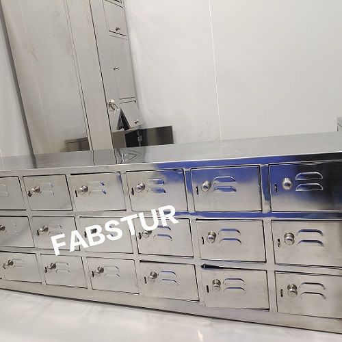Cross Over Bench Locker Type1